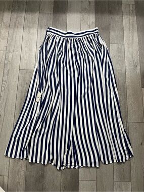 Eva Mendez Striped Navy and White Maxi Skirt - Classic Summer Style Medium